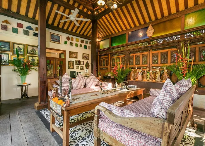 Kampung Kecil Boutique