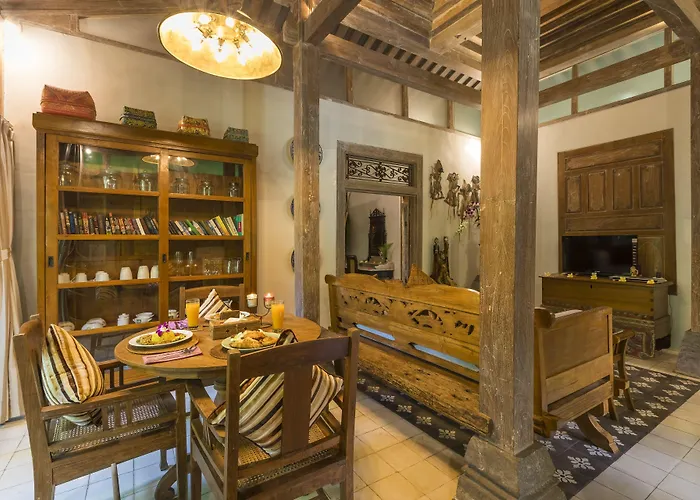 Kampung Kecil Boutique 4* Sanur