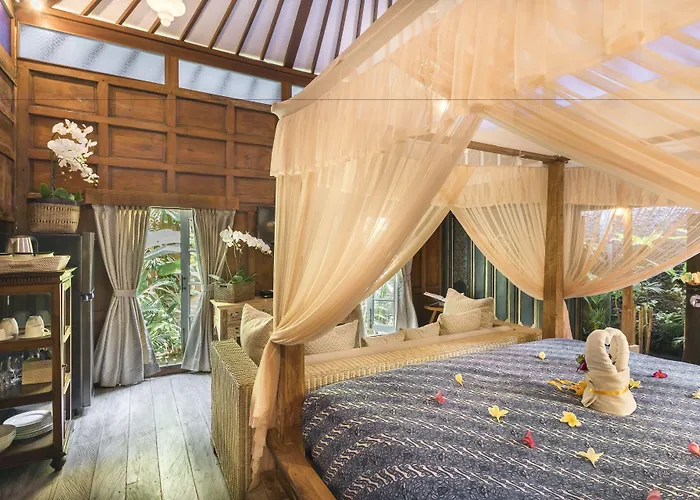 Kampung Kecil Boutique 4* سانور