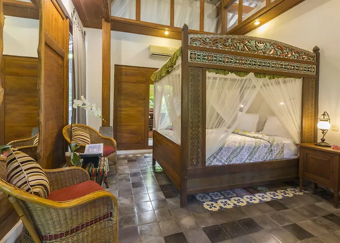 Kampung Kecil Boutique