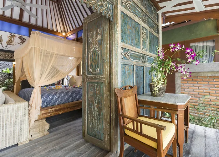 Kampung Kecil Boutique 4* サヌール