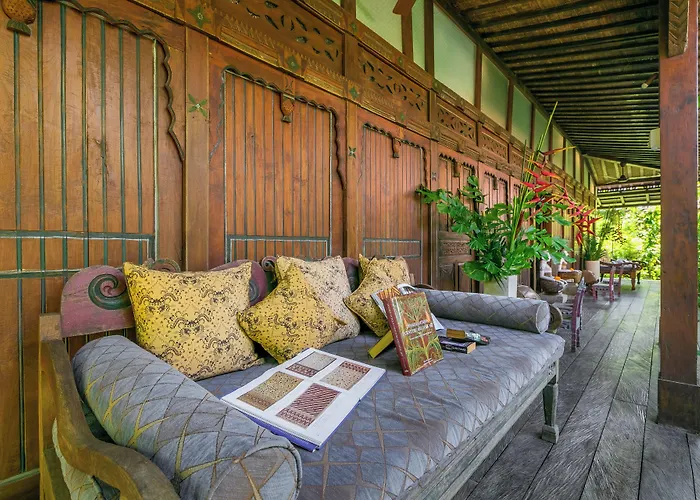 Kampung Kecil Boutique